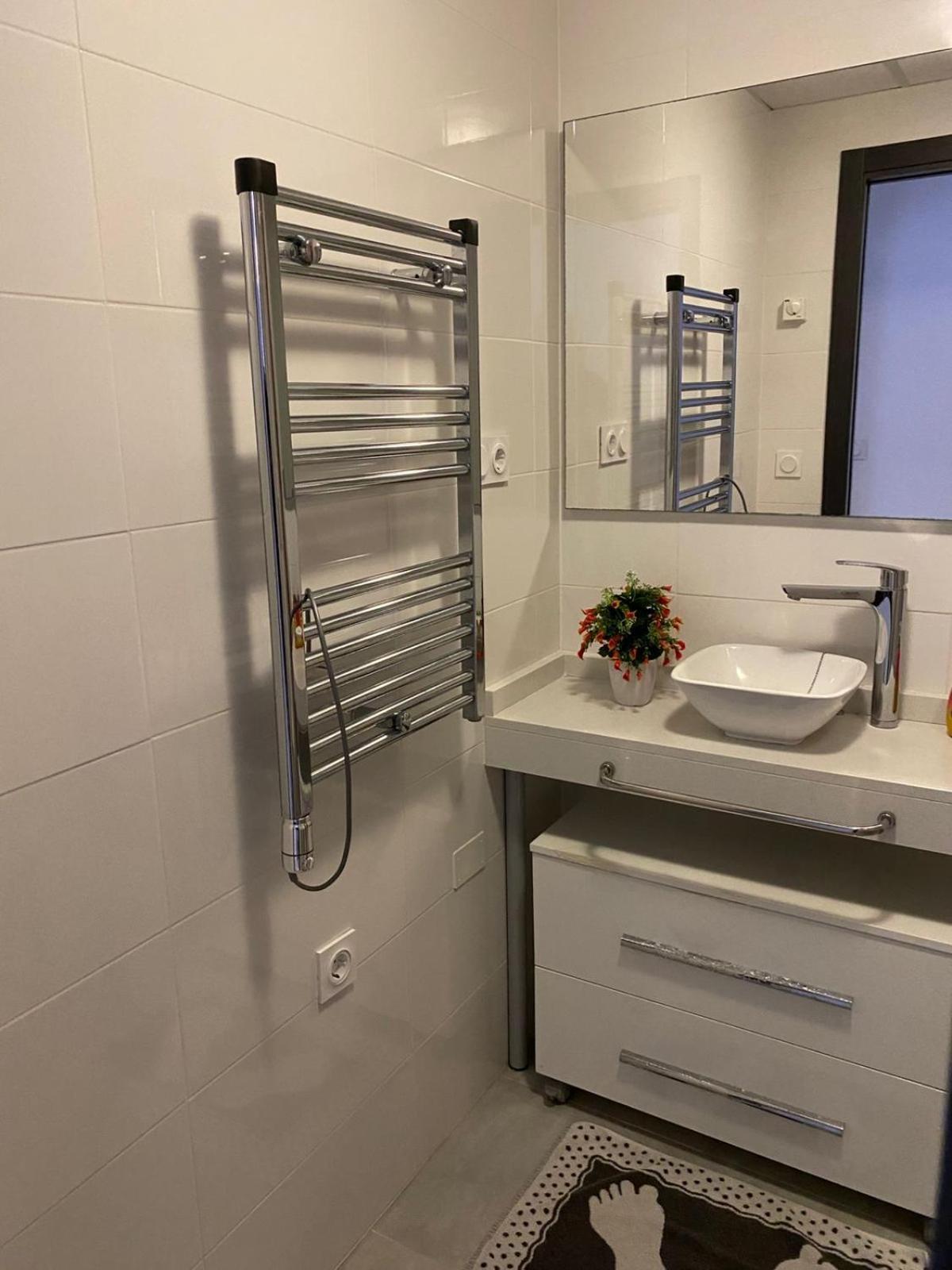 Apartment Deluxe Clara Sea Senses Torrevieja Exterior foto
